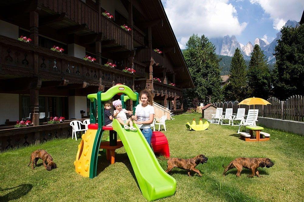 Sport Hotel Majare Pozza di Fassa Εξωτερικό φωτογραφία